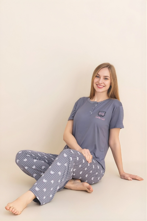 Kadın Pijama Takımı-Menekşe Kumaş-3 Düğmeli-Yaka Baskılı-12606SF