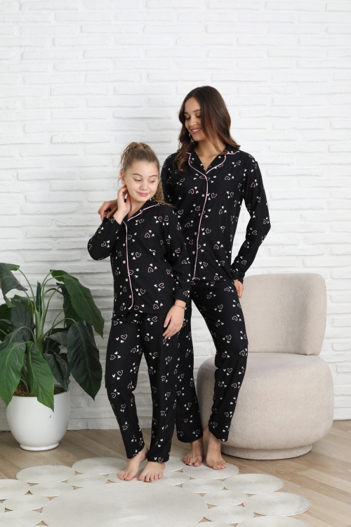 Anne-Kız Pat Yakalı ve Düğme Kapamalı Pijama Takımı 12288