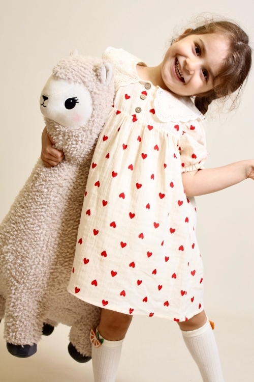 Kız Çocuk Müslin Kumaş Kalp Desenli Ve Yaka Detaylı Elbise 4-10 Yaş 12239